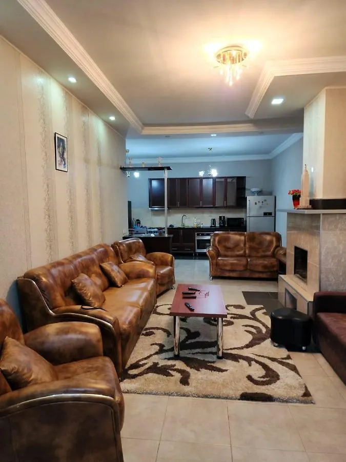別荘 Villa Ivertubani Tbilisi Sea グルジア