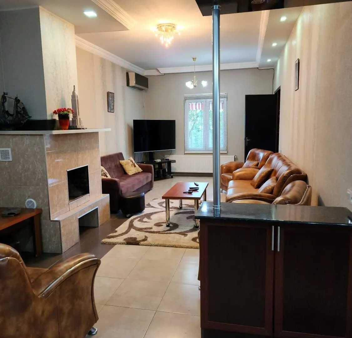 別荘 Villa Ivertubani Tbilisi Sea グルジア